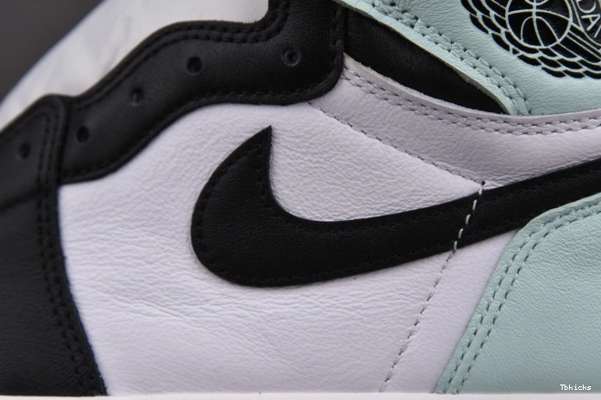 Reps TBK 861428-100 1 Igloo High Retro Jordan 0730